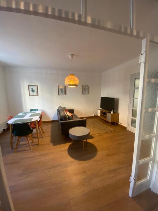 Gite En Rdc 72M2 - 2 Chbres - Box Velos - Parking Bourg-Saint-Andeol Bagian luar foto